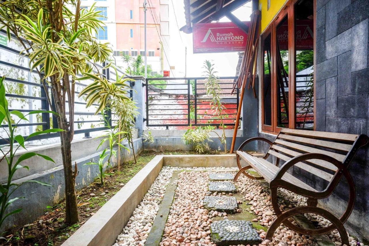 Хостел Koolkost Syariah Near Malioboro Area Джокьякарта Экстерьер фото
