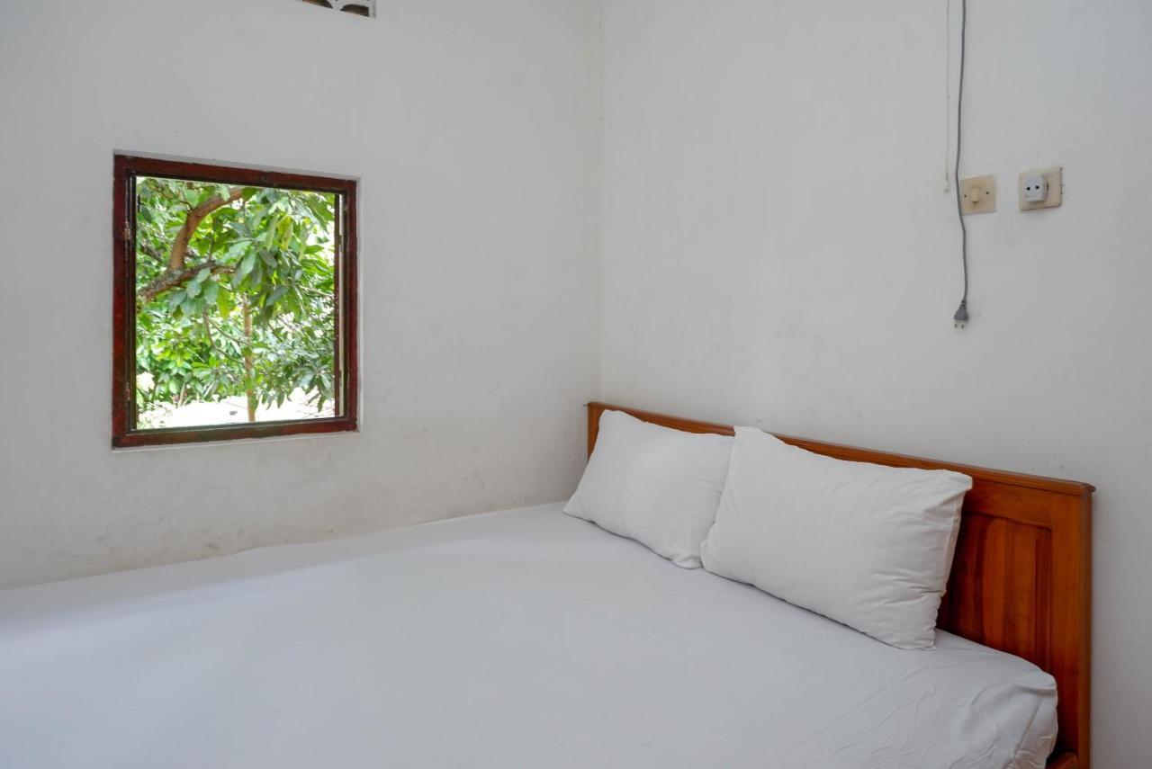Хостел Koolkost Syariah Near Malioboro Area Джокьякарта Экстерьер фото
